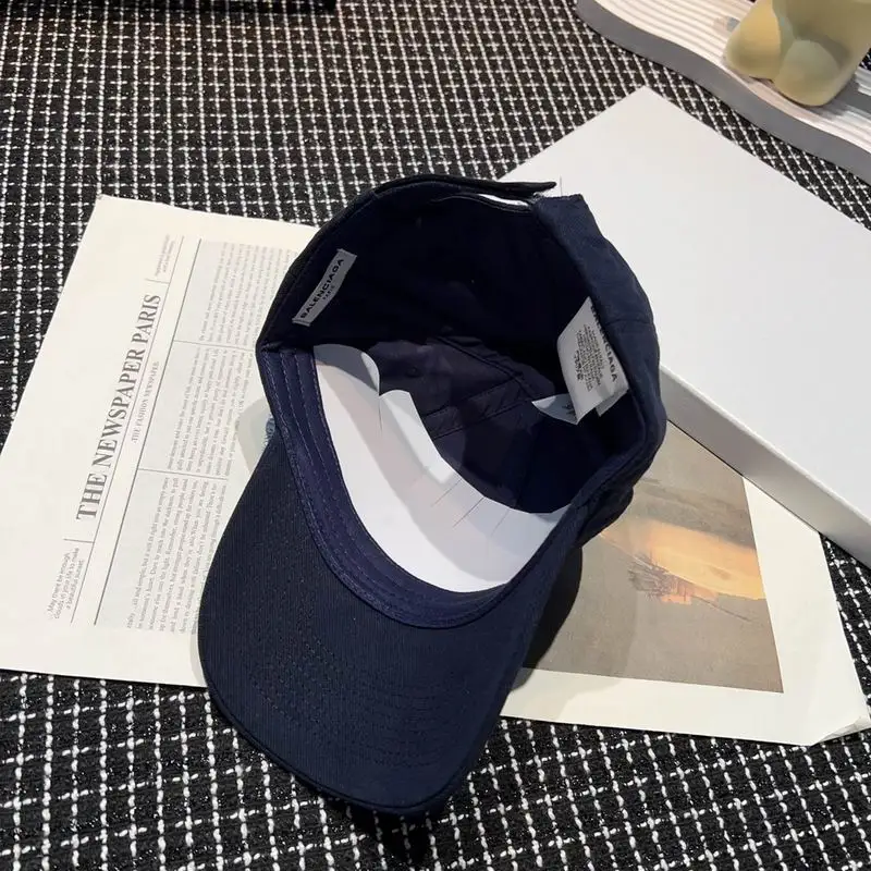 Balenciaga cap (111)